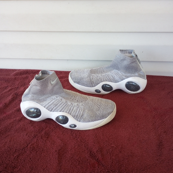 Nike Other - Nike Flight Bonafide Flyknit Sneakers Cool Grey Men's Size 9.5 Sneaker